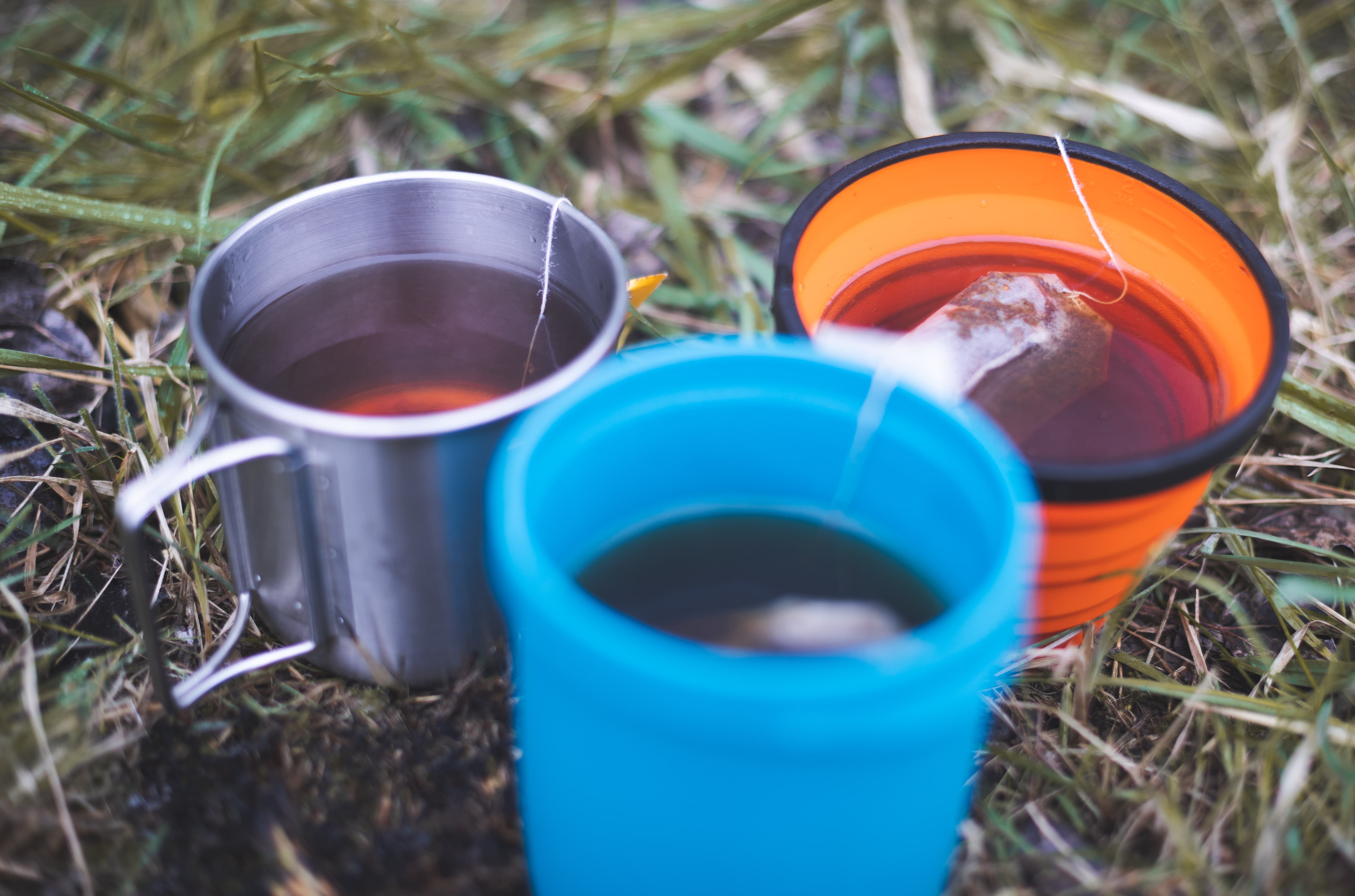 alongtheearth_three_cups