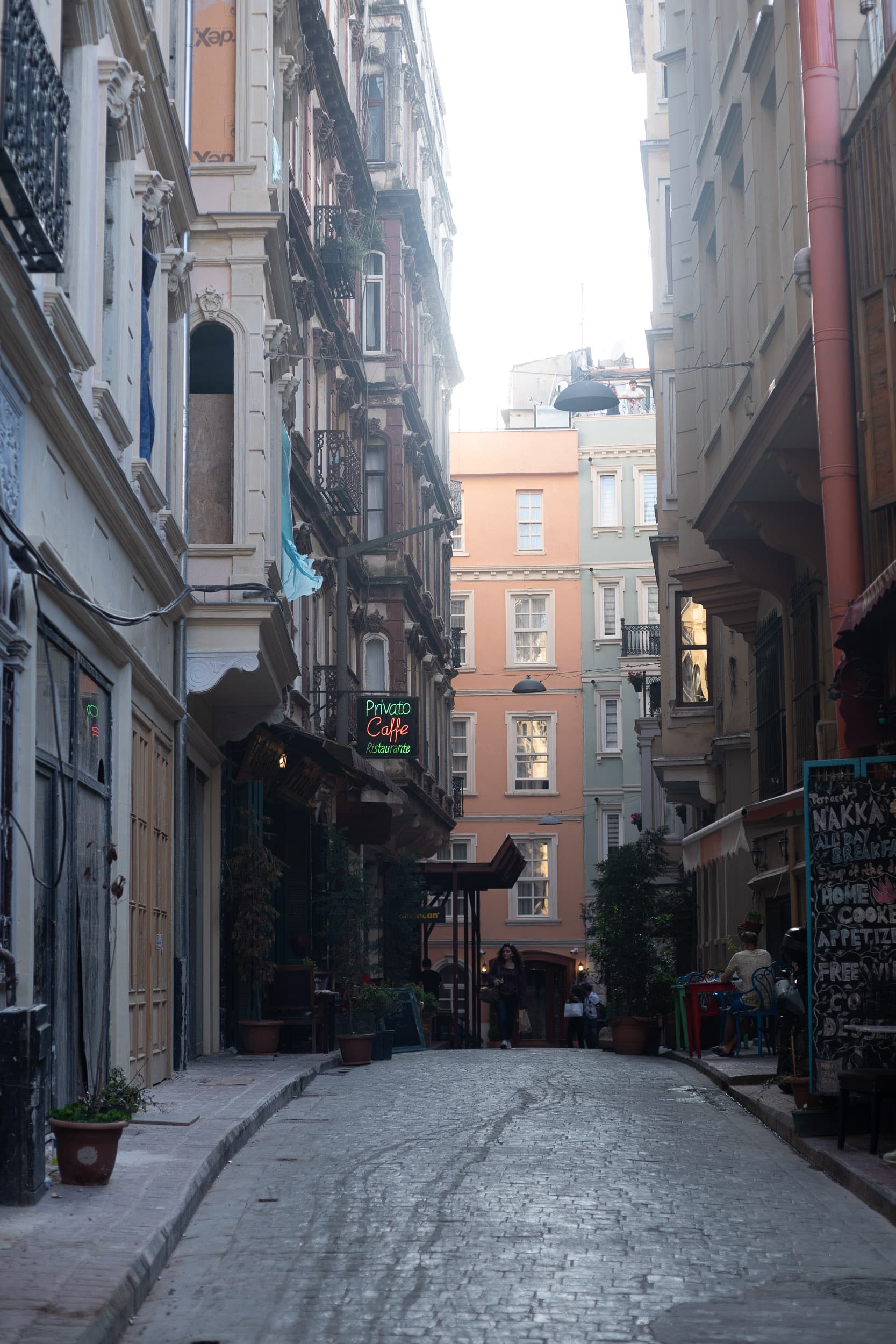 alleys of Istanbul