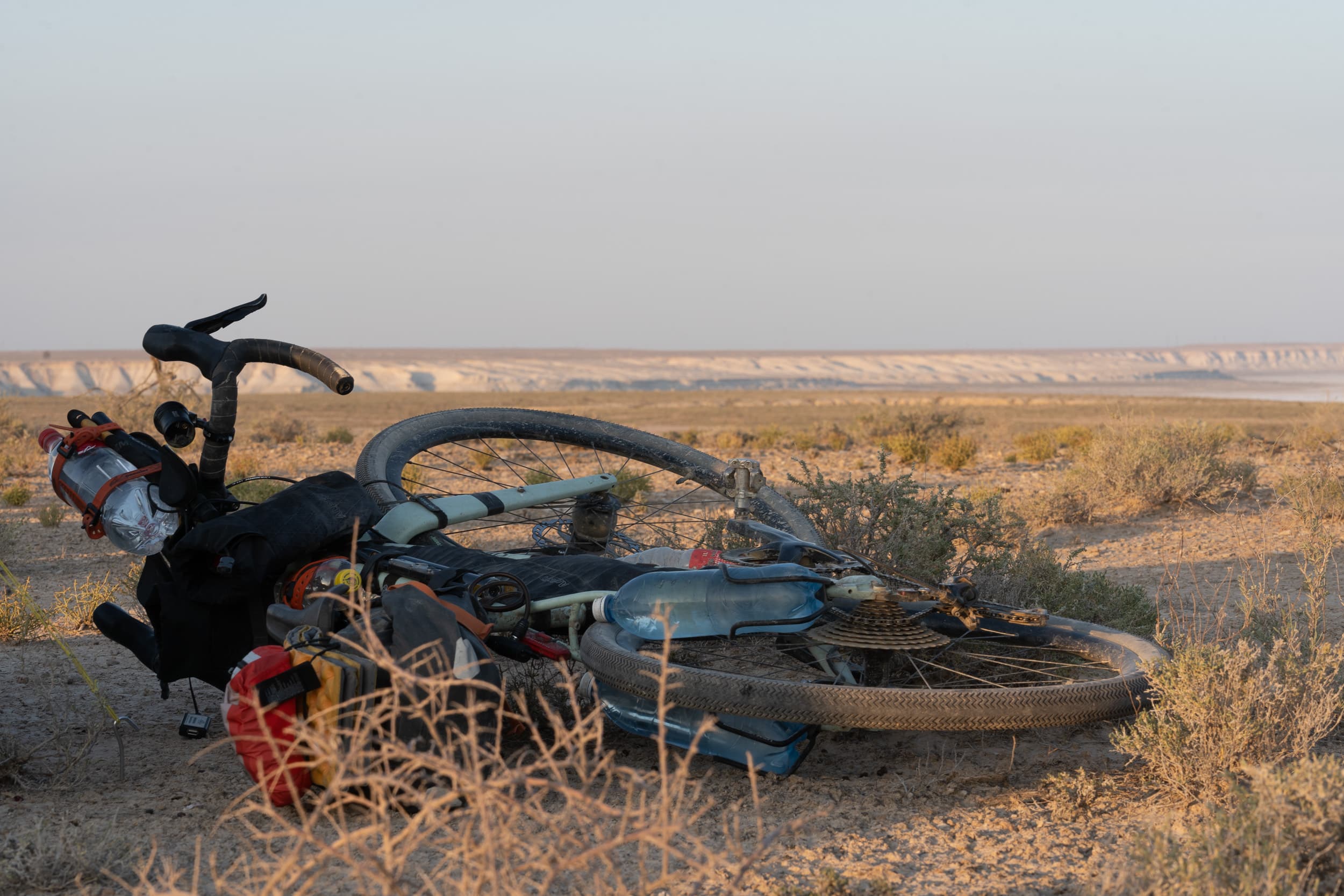 Cycling the Uzbekistan desert Cycling the Uzbekistan desert
