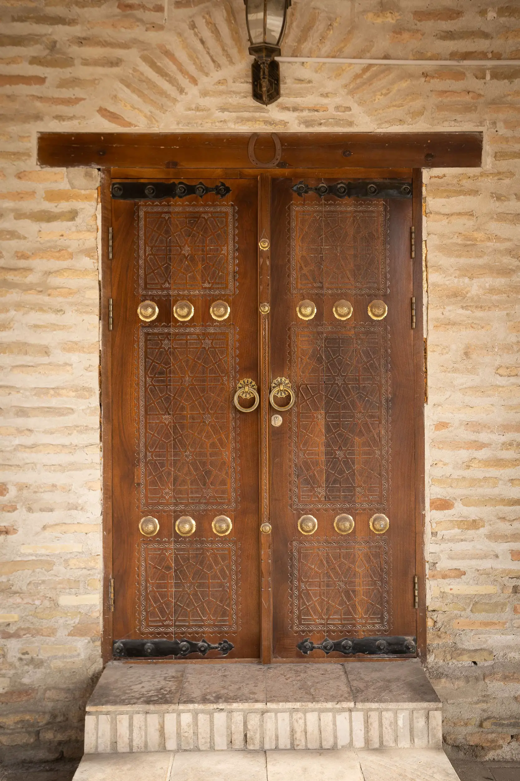 wooden door Uzbekistan