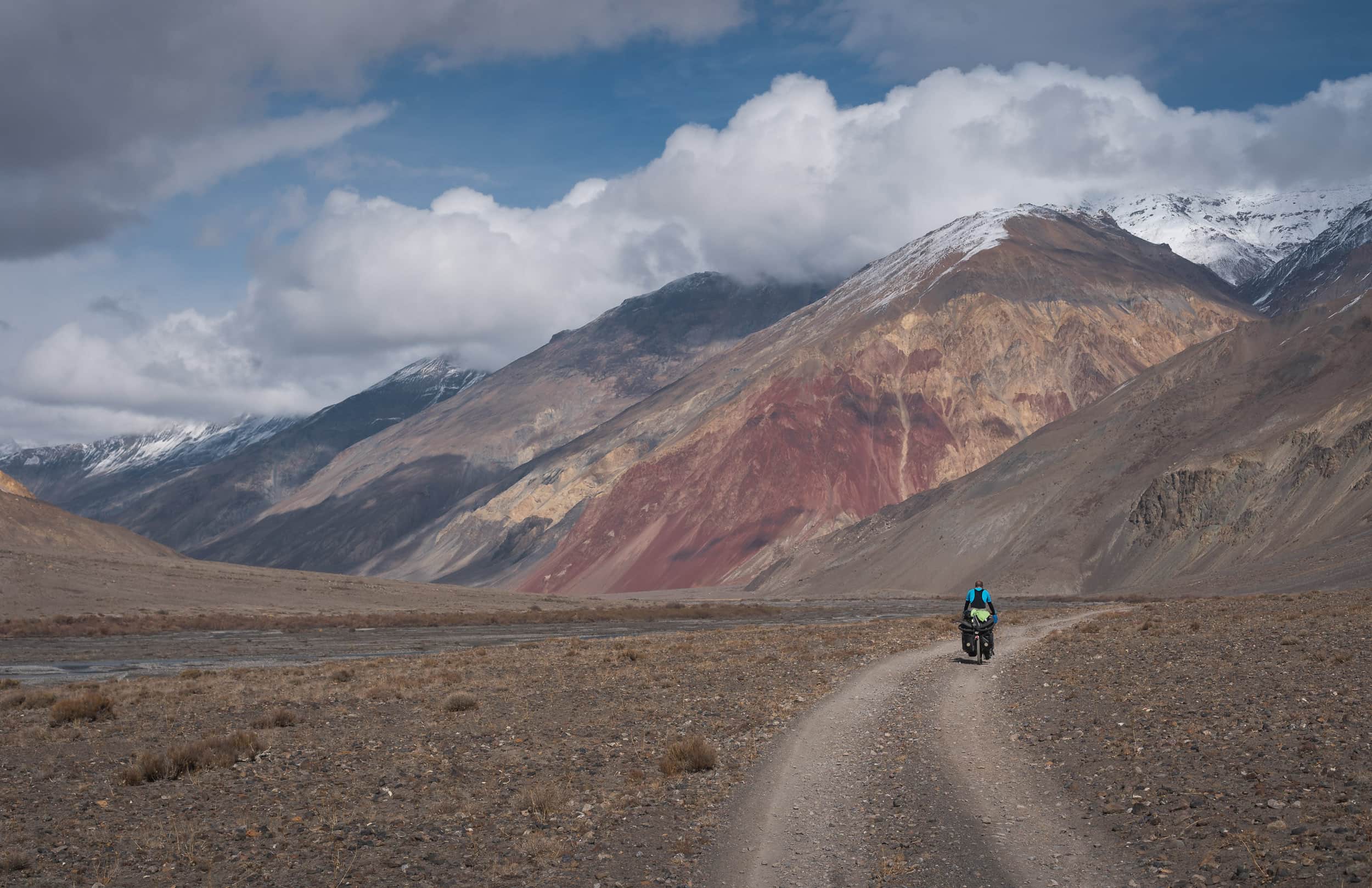 Bicycle touring the Bartang Valley Tadjikistan Bicycle touring the Bartang Valley Tadjikistan