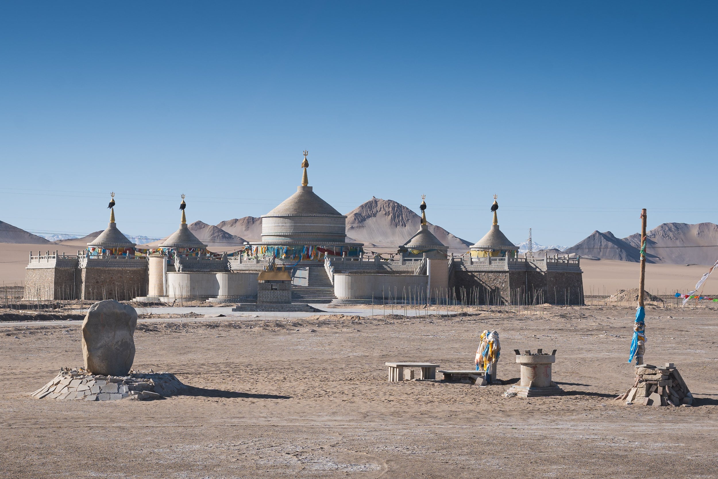 tibetan plateau temple tibetan plateau temple