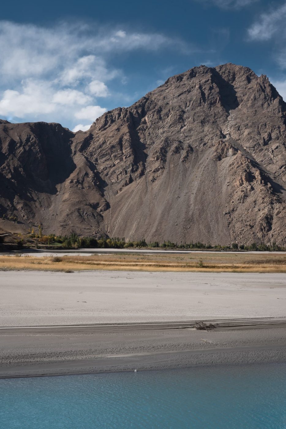 pamir-highway-panj-river